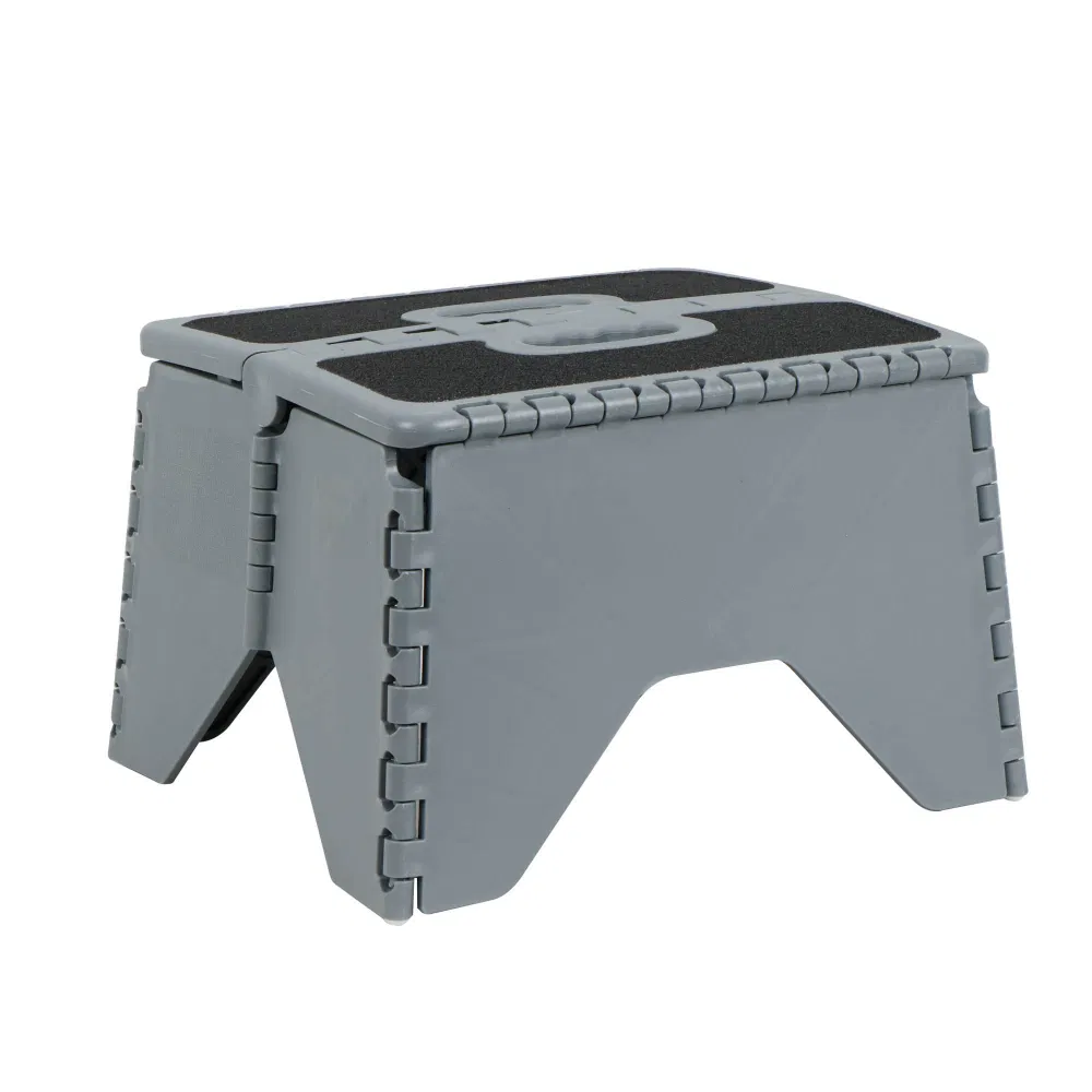 Streetwize Foldable Stepping Stool With Anti-Slip Step Tread SWSTEP1 1 Streetwize Foldable Stepping Stool With Anti-Slip Step Tread SWSTEP1
