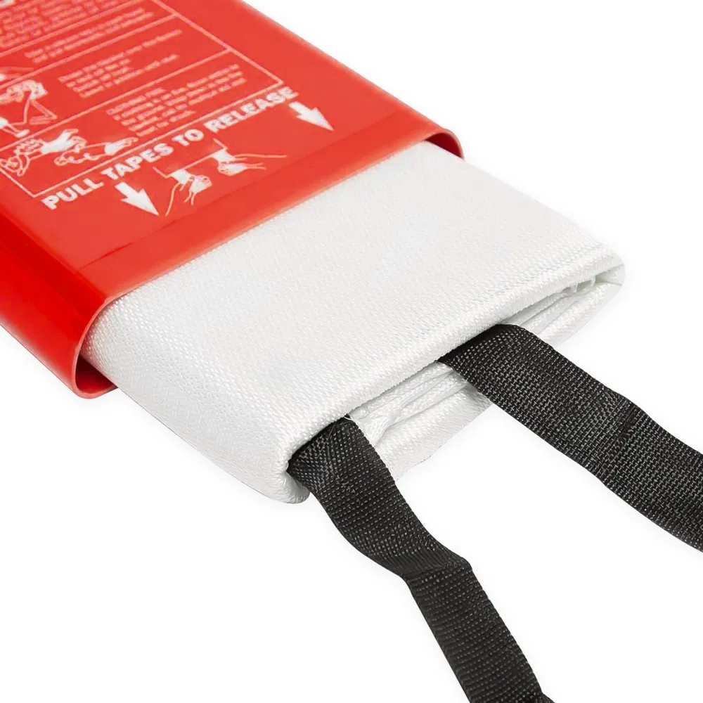 Streetwize Fire Blanket Blanket Size: 1.0m X 1.0m 2 Streetwize Fire Blanket Blanket Size: 1.0m X 1.0m - Image 2