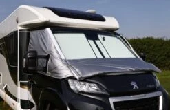 PLS External Thermal Windscreen Cover Fits Boxer/Ducato/Relay, Sprinter RC24001 10 PLS External Thermal Windscreen Cover Fits Boxer/Ducato/Relay, Sprinter RC24001 -Camping Online 5351772