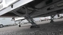 Leisurewize EM306 COMPLETELY AUTOMATIC Caravan Motor Mover SELF Levelling System -Camping Online em6 2